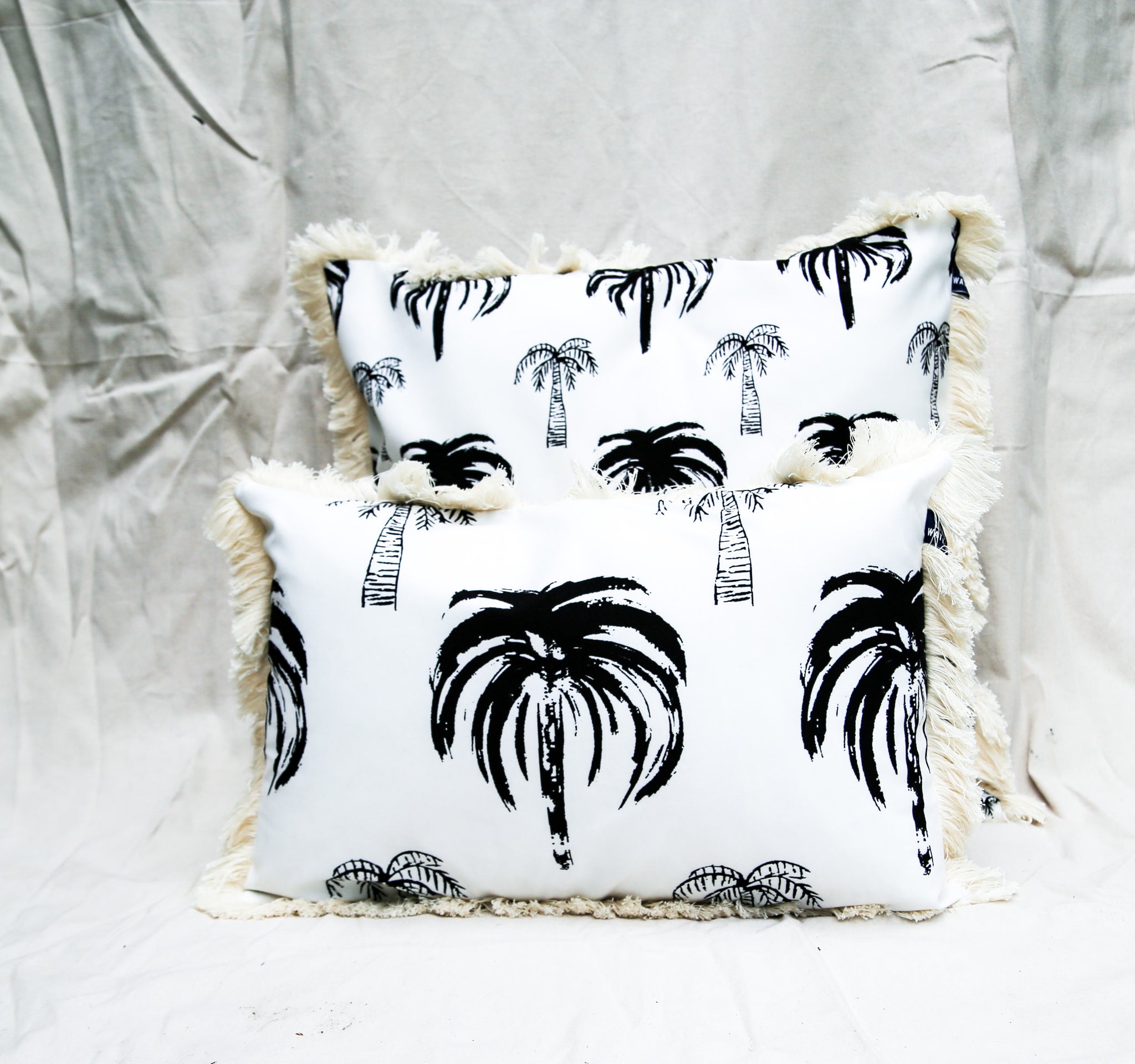 Signature Palm Cushion - White/ grey/ black 45cm